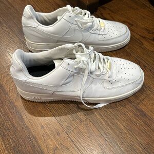 Nike Men's White Sneakers